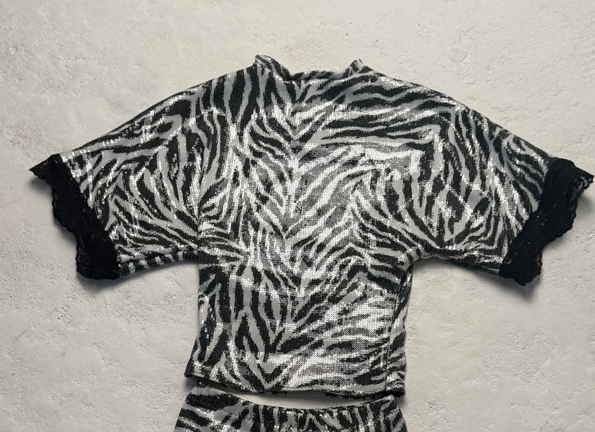 SAMPLE SEQUIN T SHIRT- ZEBRA