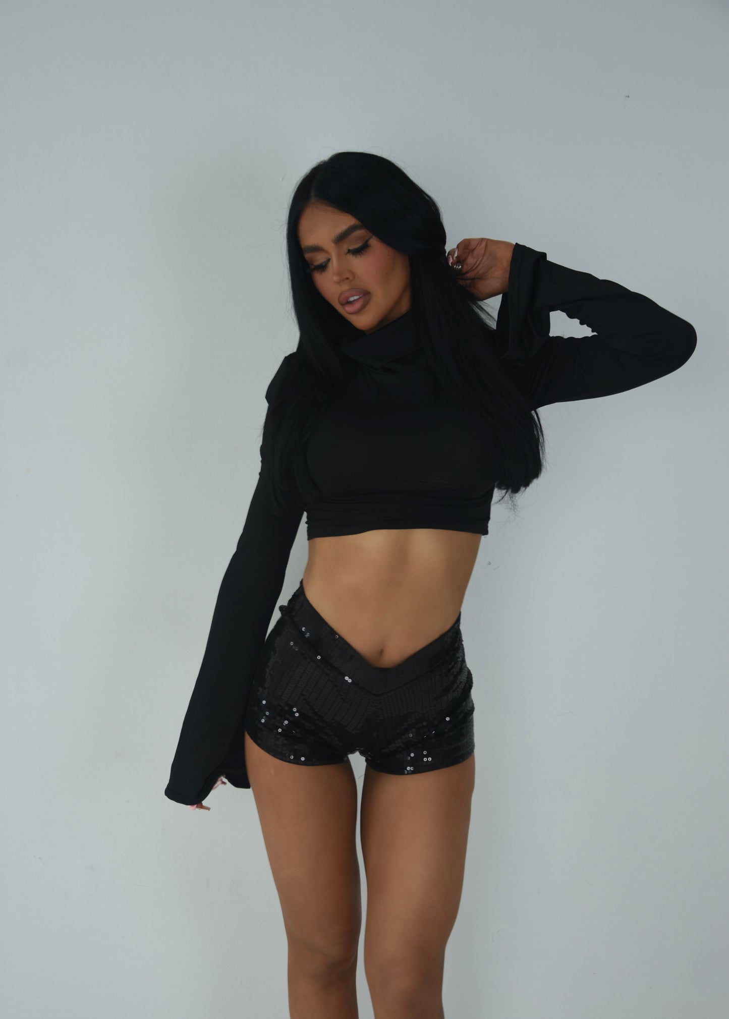 ‘ELLE’ SEQUIN SHORTS- BLACK