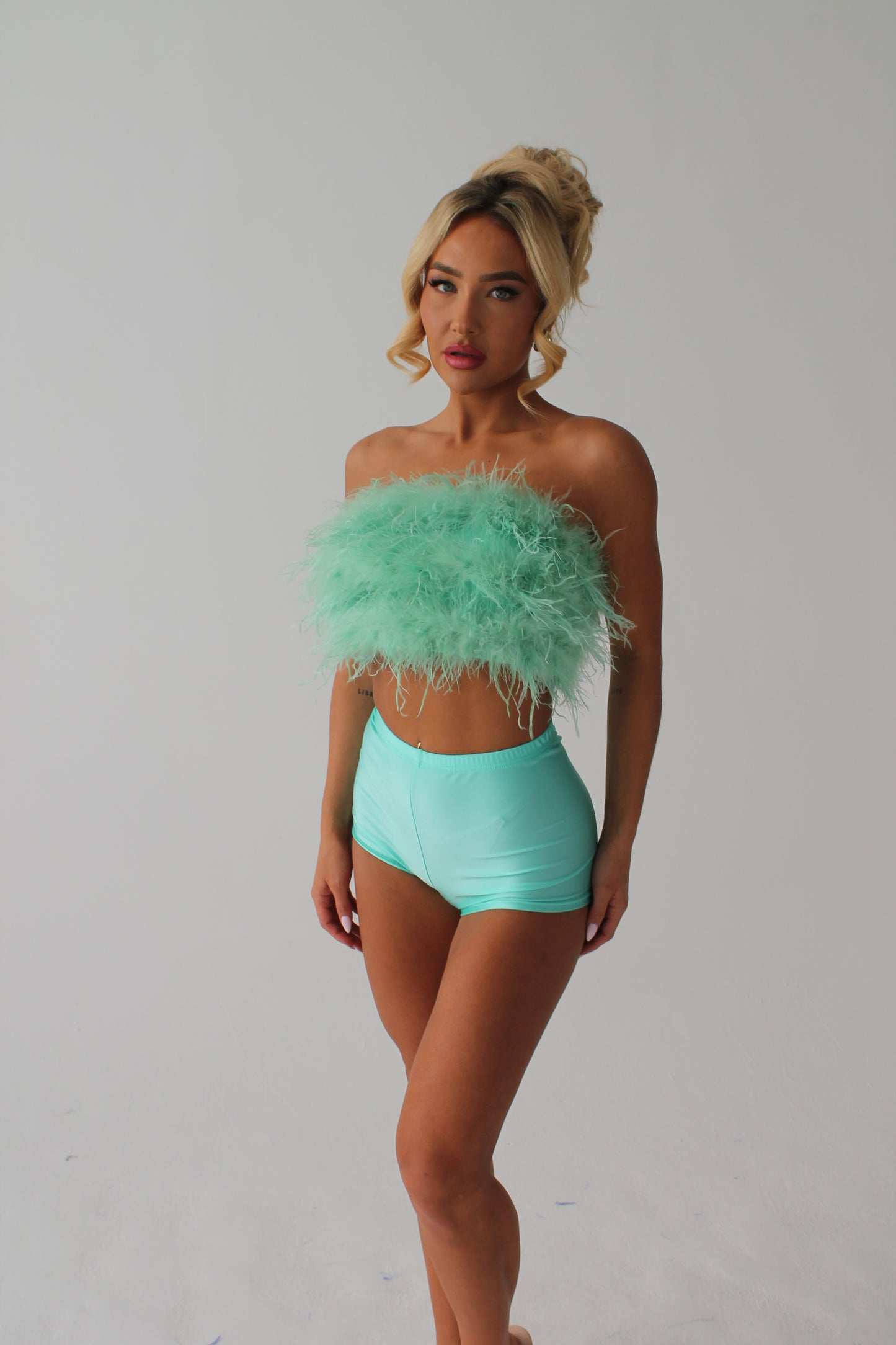 STRETCH KNICKER SHORTS- MINT